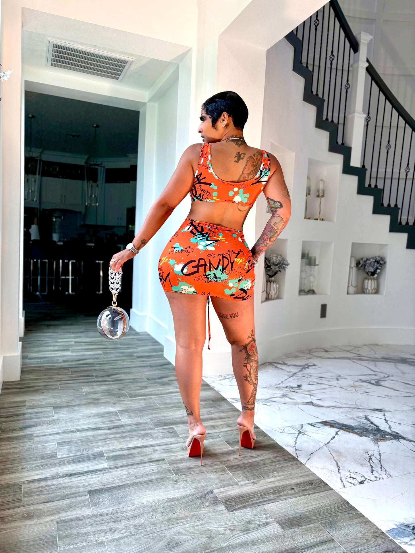 Ms Miami (orange)